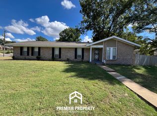 5374 Hudgins Rd, Memphis, TN 38116