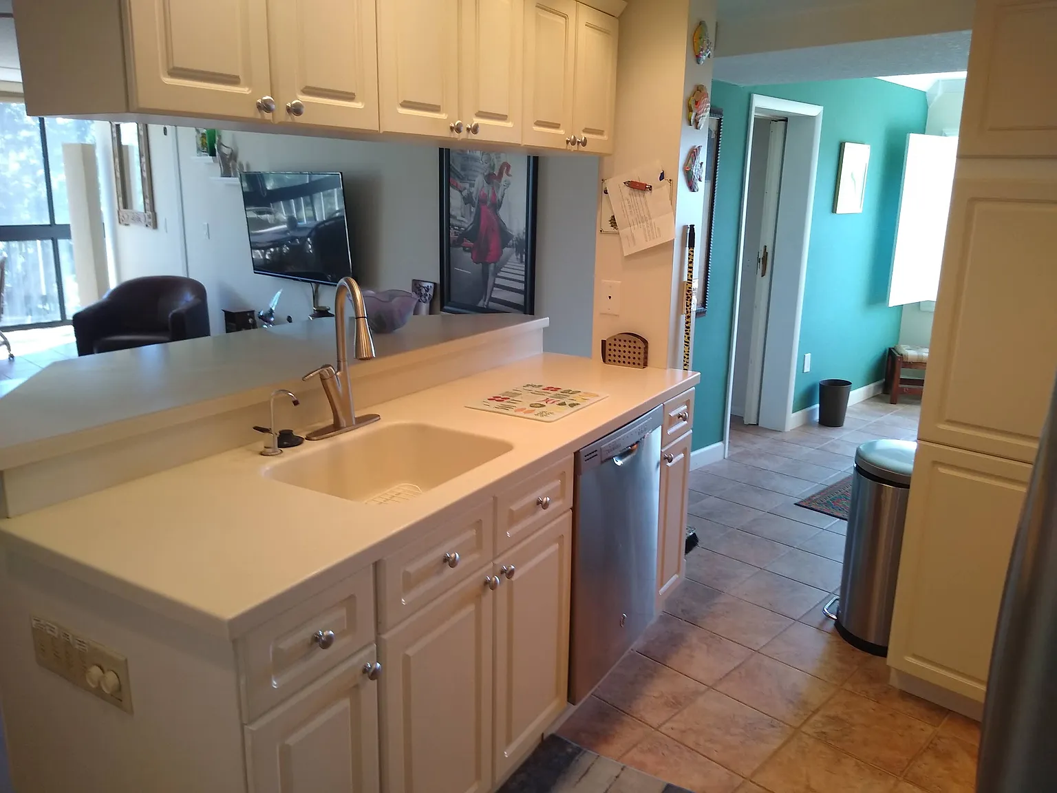 2 bed, 1150 sqft, $1,875 — Photo 3