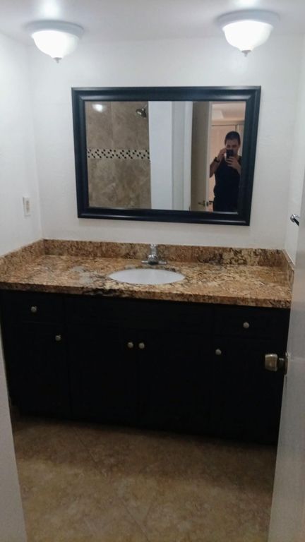 3550 Blue Lake Dr APT 405, photo 5