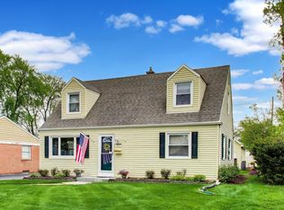 817 S Spring Rd, Elmhurst, IL 60126