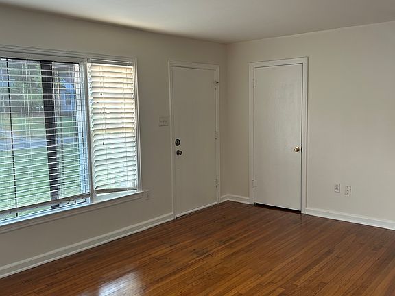 5th image of 2904 Dalewood Rd