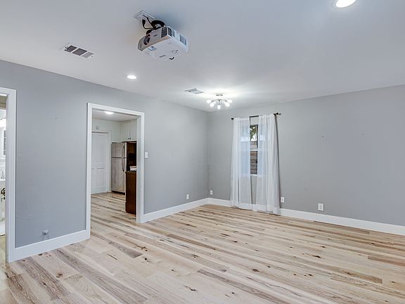 5th image of 507 Hammack Dr