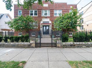535 Mellon St SE APT 5, Washington, DC 20032