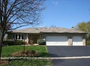 496 Bristol Way, Cary, IL 60013