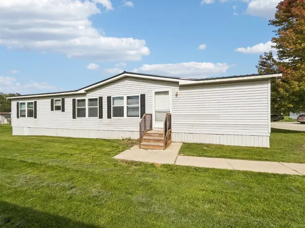 8169 Hidden Holw, Fenton, MI 48430