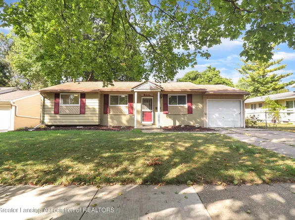 1900 Holly Way, Lansing, MI 48910