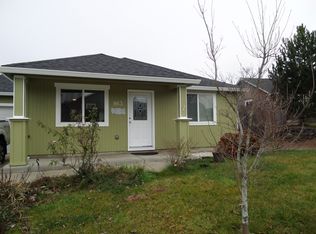 863 Callahan Dr, Roseburg, OR 97471