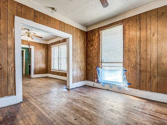 5th image of 3422 W Commerce St