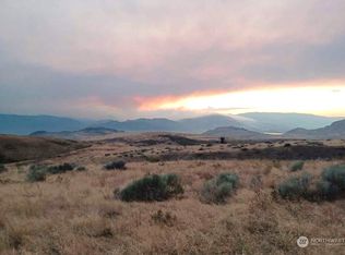 17 Sunset Ridge Rd, Oroville, WA 98844