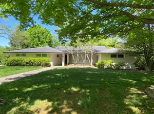 1 The Oaks Dr, Ashland, KY 41101