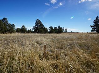 17 Lonesome Dove St, Hot Springs, SD 57747