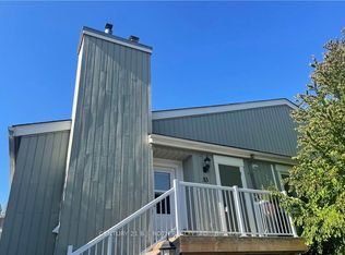 19 Dawson Dr #53, Collingwood, ON L9Y 5B4