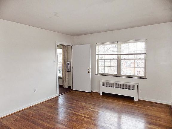 4th image of 5542 Bosworth Pl APT 3