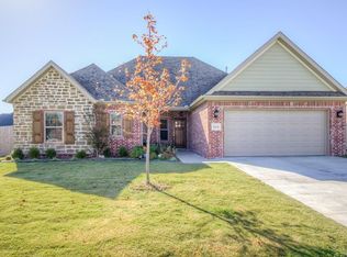 5415 Nottingham Pl, Bartlesville, OK 74006