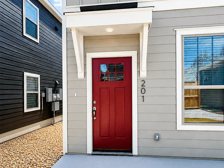 7141 Magnolia Crk #201 — Photo 14