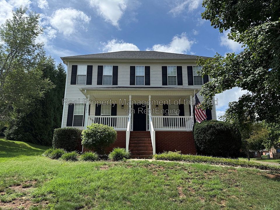 1st image of 2740 Bridgeport Dr