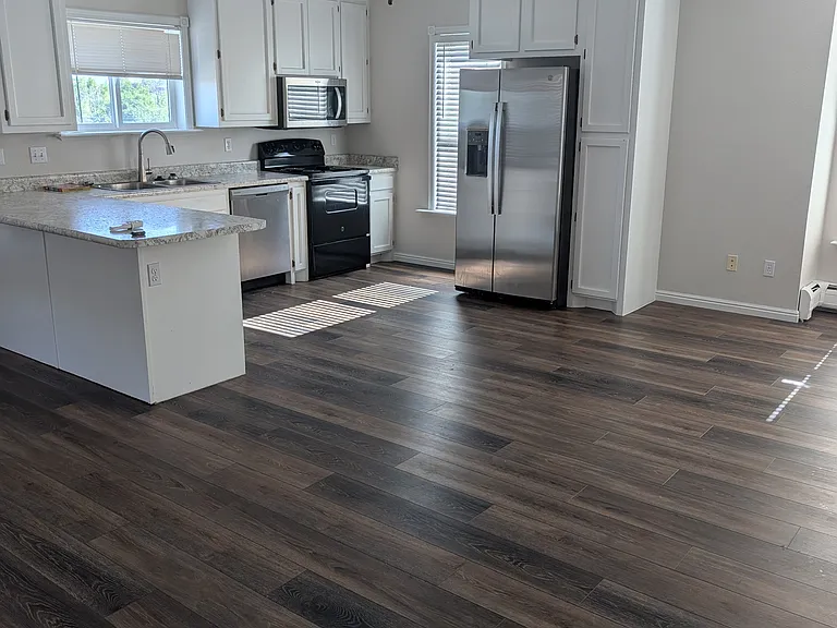104 E Mill St #502 — Photo 4