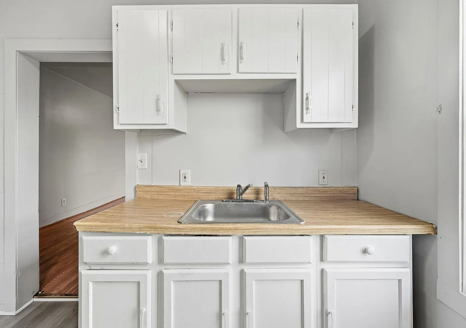 916 Walnut Ave — Photo 4