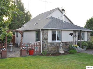 550 Elm St, Mount Angel, OR 97362