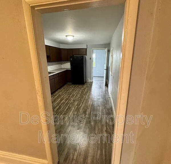 1810 Brownsville Rd #2 — Photo 21
