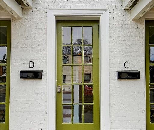 2nd image of 3203 Ellwood Ave