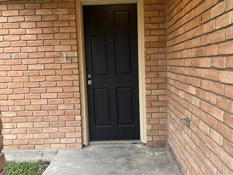 1815 Sancho Panza Cir — Photo 2