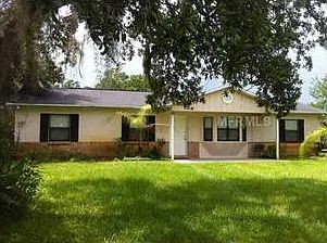 3rd image of 35739 Dawn Dr