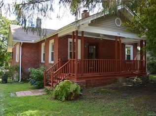 928 Kanuga Rd, Hendersonville, NC 28739