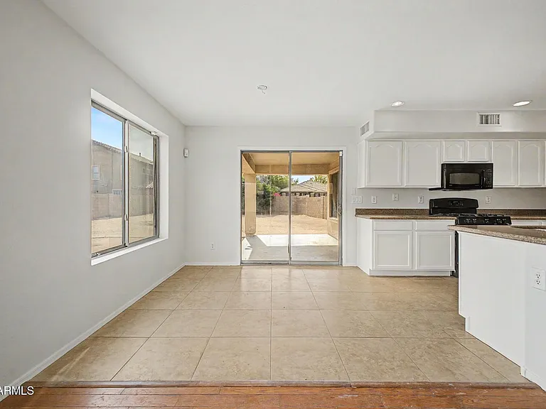 15449 W Tasha Cir — Photo 11