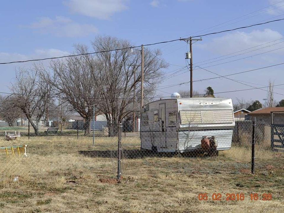 1st image of 909 NW Avenue H