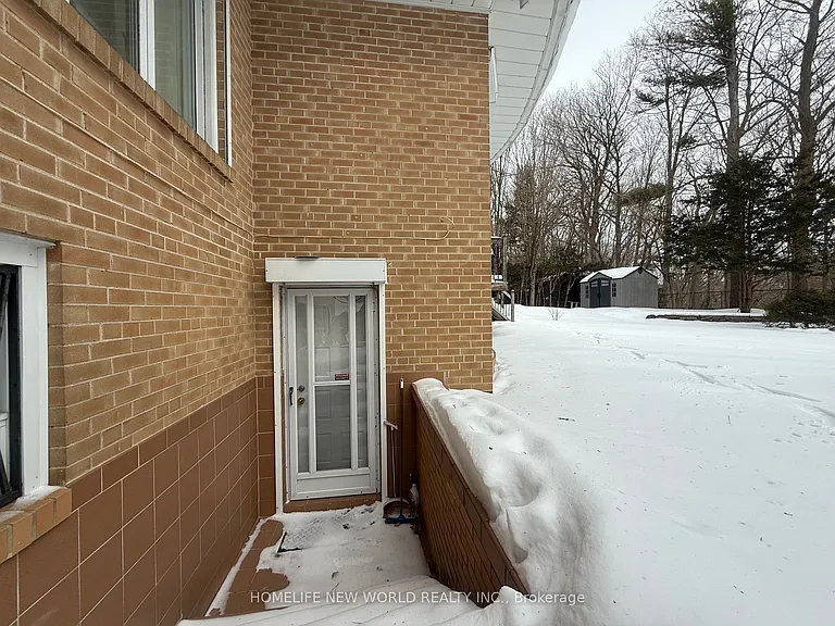 59 Forest Grove Dr #BASEMENT — Photo 23