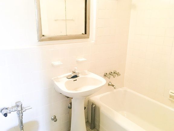 5th image of 100-25 Queens Blvd #2R