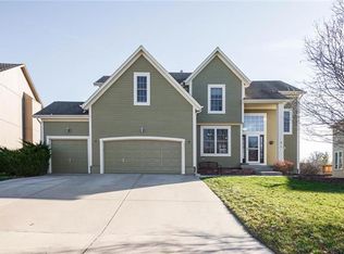 2035 W Larkspur St, Olathe, KS 66061