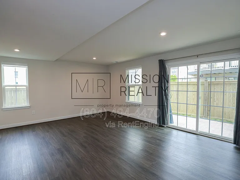 2100 Tobacco Mill St — Photo 9