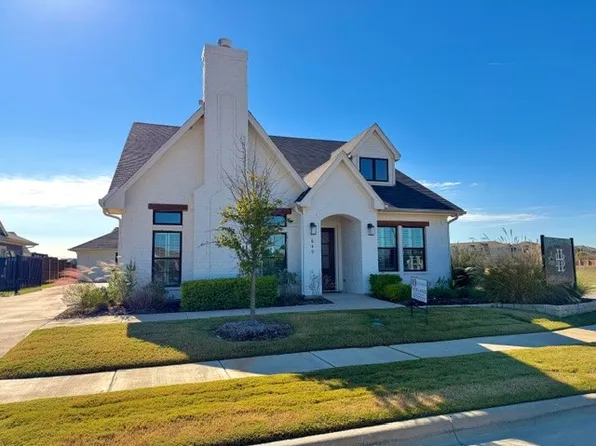 649 Gray Rd, Burleson, TX 76028