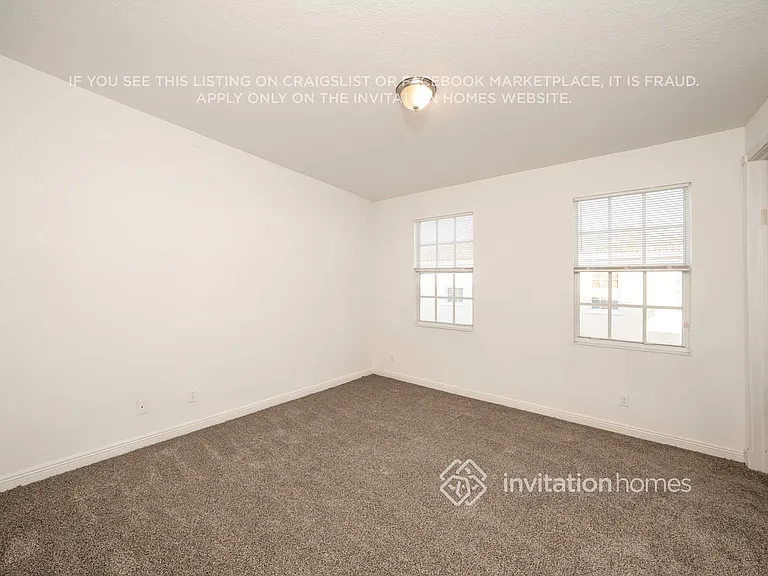 8308 NW 8th Ter — Photo 12