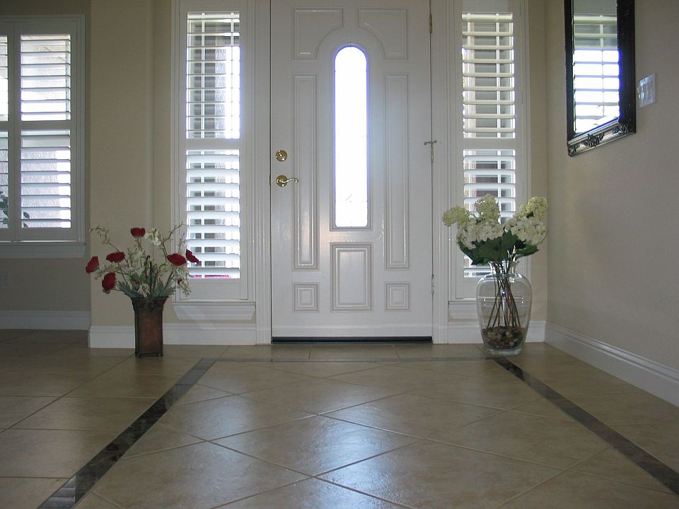 2nd image of 109 River Pointe Cir
