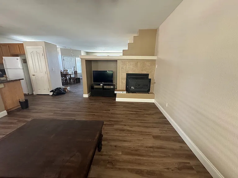 31 Woodcarver St — Photo 12