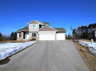 505 Marshan Ct, Lino Lakes, MN 55014