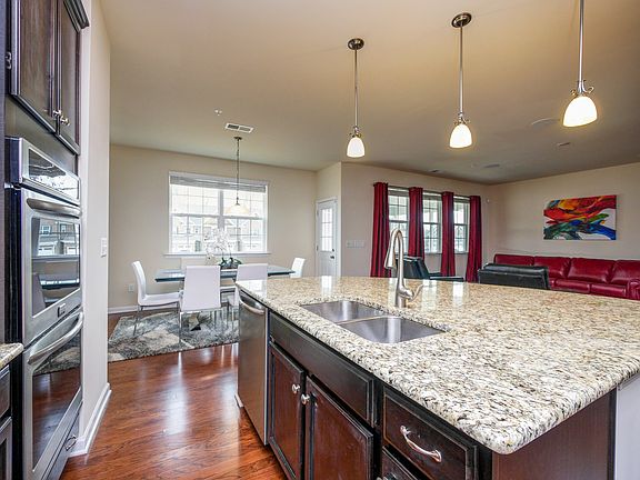 5th image of 137 Flora Vista Dr #9