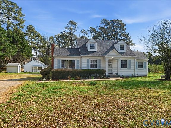 3rd image of 11014 Cedar Ln