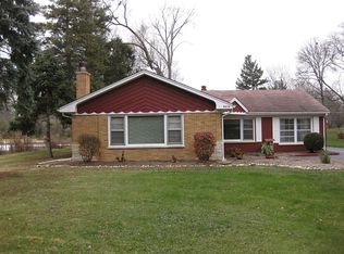 5610 Woodward Ave, Downers Grove, IL 60516