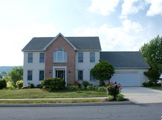 5810 Spring Tree Ct, Enola, PA 17025