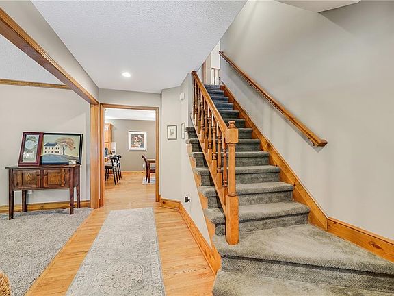 3rd image of 1800 NE Waterfield Village Ct