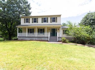 32 Woodland Dr, Wappingers Falls, NY 12590