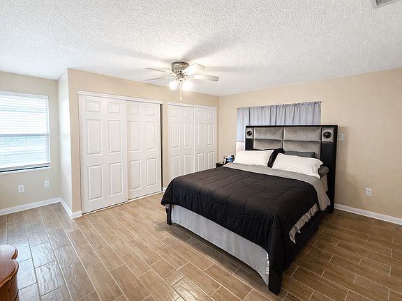 4th image of 4893 Palm Hill Dr #22A