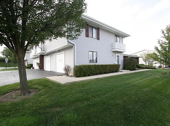 2nd image of 1422 Millbrook Ct #1422