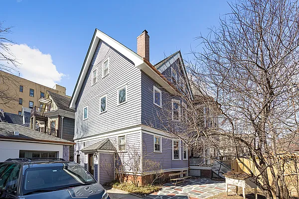 Sold by Corcoran | media 24