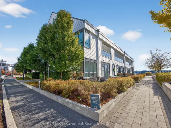 317 Broward Way #125, Innisfil, ON L9S 0M6