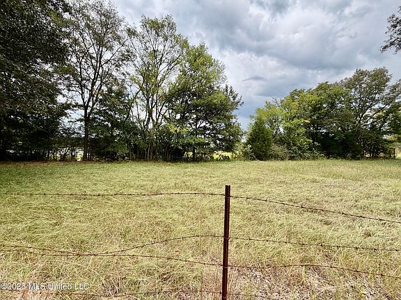 3rd image of 1029 N North Ratliff Rd Lot 28
